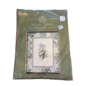 Vintage Bucilla Anna Griffin Silk Ribbon Fleur‎ Bleu Embroidery Kit 43356 NEW